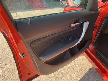 BMW 1 SERIES 116d SE 5dr Step Auto