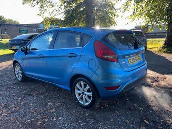 FORD FIESTA 1.6 TDCi Zetec 5dr