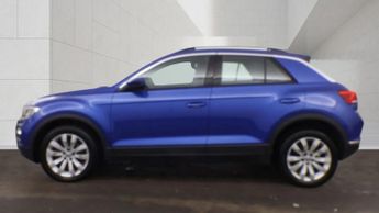 VOLKSWAGEN T-ROC 1.5 TSI EVO SE 5dr DSG ++ 7 VW SERVICES / APP CONNECT / ULEZ / D
