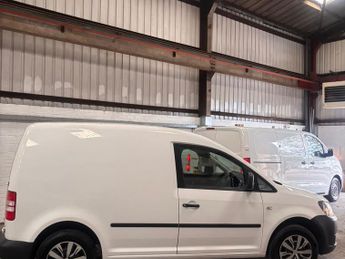 VOLKSWAGEN CADDY 1.6 TDI 102PS Startline Van full service history Timeing belt ch