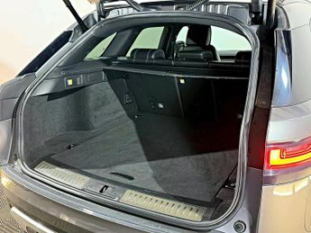 LAND ROVER RANGE ROVER VELAR 2.0 D240 R-Dynamic HSE 5dr Auto