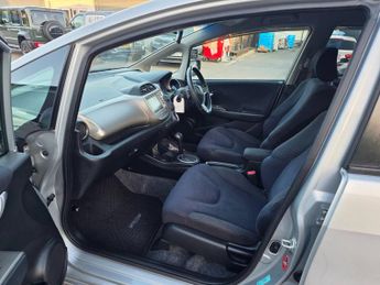 HONDA JAZZ Fresh Import warrented mileage