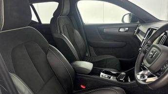 VOLVO XC40 1.5h T5 Recharge 10.7kWh Ultimate Dark SUV 5dr Petrol Plug-in Hy