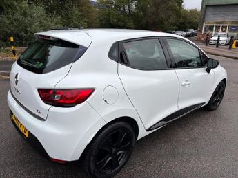 RENAULT CLIO 0.9 TCE 90 Dynamique Nav 5dr