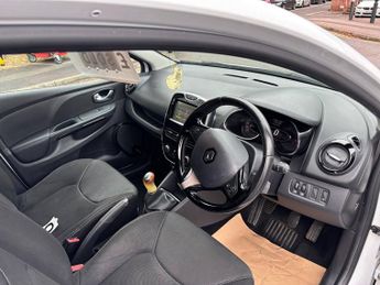 RENAULT CLIO 0.9 TCE 90 Dynamique Nav 5dr