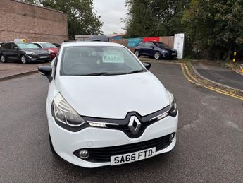RENAULT CLIO 0.9 TCE 90 Dynamique Nav 5dr