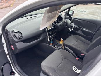 RENAULT CLIO 0.9 TCE 90 Dynamique Nav 5dr
