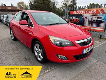 Vauxhall Astra 1.4i 16V SRi 5dr