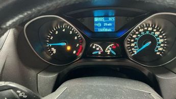 FORD FOCUS 1.6 Zetec Estate 5dr Petrol Powershift Euro 5 (125 ps)