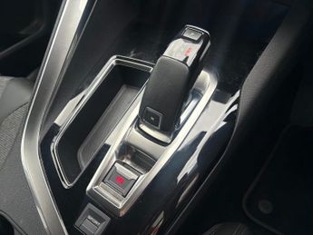 PEUGEOT 5008 1.5 BlueHDi Allure 5dr Auto