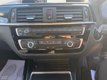 BMW 1 SERIES 116d Sport 5dr [Nav/Servotronic]