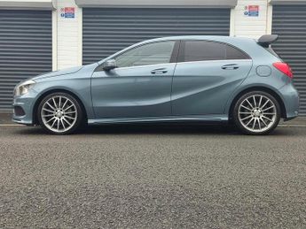 MERCEDES-BENZ A-CLASS A250 BlueEFFICIENCY AMG Sport 5dr Auto