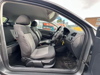 VOLKSWAGEN POLO 1.2 60 S 3dr