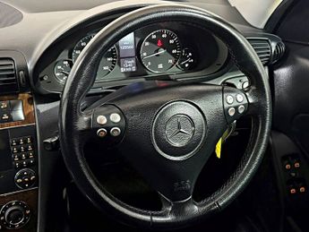 MERCEDES-BENZ C CLASS C180K Avantgarde SE 5dr Auto