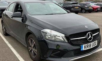 Mercedes A Class A180 SE 5dr Auto ++ NAV / CAMERA / LEATHER / ULEZ / 6 SERVICES +