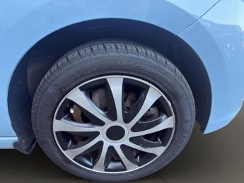 VAUXHALL VIVA 1.0 SE 5dr [A/C]