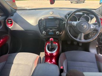 NISSAN JUKE 1.2 DiG-T N-Connecta 5dr
