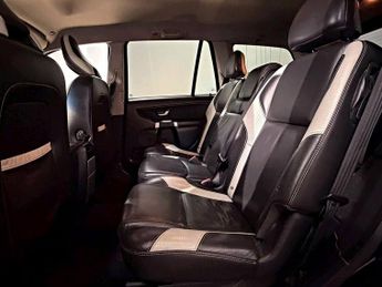 VOLVO XC90 2.4 D5 [200] R DESIGN Nav 5dr Geartronic