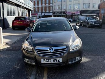 VAUXHALL INSIGNIA 1.8i 16V Exclusiv 5dr