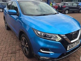 Nissan Qashqai 1.2 DiG-T N-Connecta 5dr ++ PANROOF / NAV / ULEZ / CAMERA ++