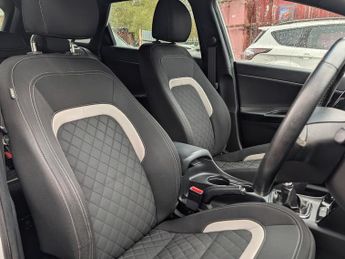 KIA CEED 1.6 CRDi ISG GT-Line 5dr