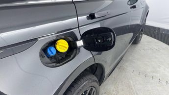 LAND ROVER RANGE ROVER EVOQUE 2.0 D240 R-Dynamic SE SUV 5dr Diesel Auto 4WD Euro 6 (s/s) (240 