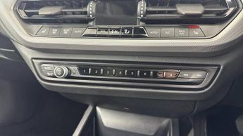 BMW 1 SERIES 1.5 118i SE (LCP) Hatchback 5dr Petrol DCT Euro 6 (s/s) (136 ps)