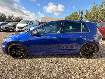 VOLKSWAGEN GOLF 2.0 TSI R 5dr DSG