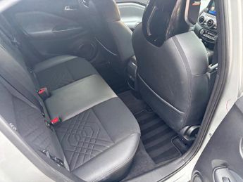NISSAN JUKE 1.0 DiG-T Tekna 5dr DCT