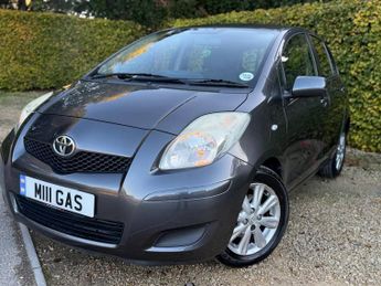 TOYOTA YARIS 1.33 VVT-i TR 5dr MMT [6]