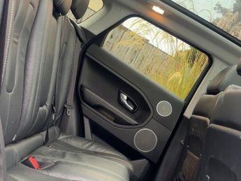 LAND ROVER RANGE ROVER EVOQUE 2.2 SD4 Dynamic 5dr Auto [9]