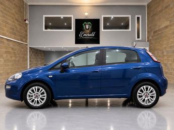 FIAT PUNTO 1.4 Easy 5dr Dualogic