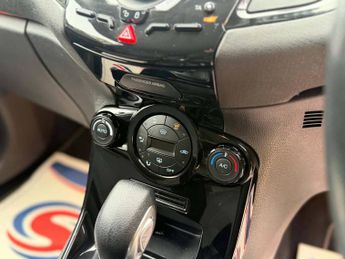 FORD FIESTA 1.0 EcoBoost Titanium 5dr Powershift