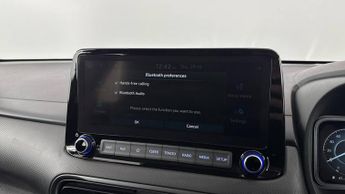 HYUNDAI KONA 1.6 h-GDi Premium SUV 5dr Petrol Hybrid DCT Euro 6 (s/s) (141 ps