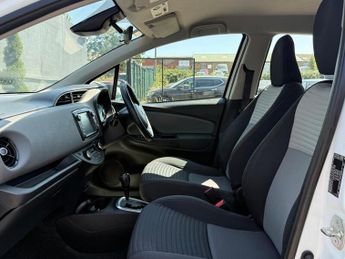 Toyota Yaris Icon Tech