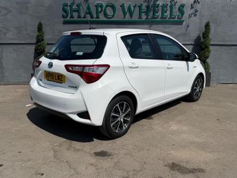 Toyota Yaris Icon Tech