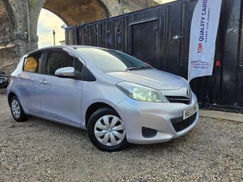 Toyota Yaris SR