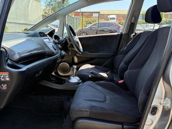Honda Jazz ES