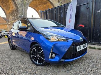 Toyota Yaris Toyota Yaris 1.5 VVT-h Blue Bi-Tone E-CVT Euro 6 (s/s) 5dr