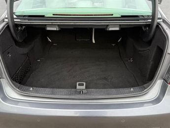 Mercedes-Benz E Class SE