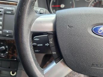 Ford Focus Ghia