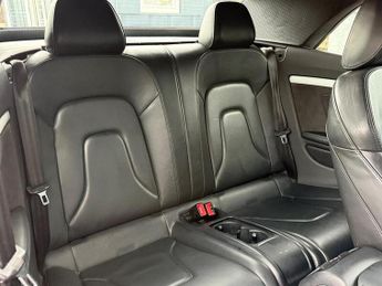 Audi A5 Cabriolet S line