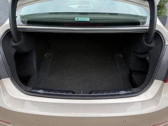 BMW 3 Series SE