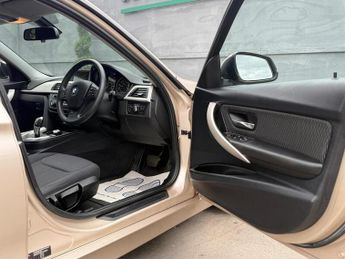 BMW 3 Series SE