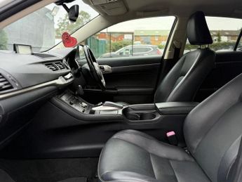 Lexus CT Lexus CT 1.8 200h Luxury Hatchback 5dr Petrol Hybrid CVT Euro 6 