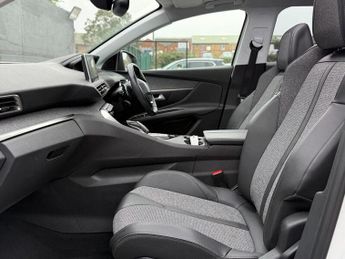 Peugeot 3008 Peugeot 3008 1.2 PureTech GPF Allure SUV 5dr Petrol EAT Euro 6 (