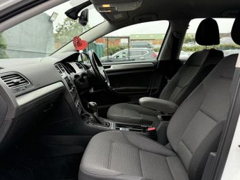 Volkswagen Golf Volkswagen Golf 1.4 TSI BlueMotion Tech SE Hatchback 5dr Petrol 