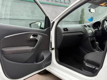 Volkswagen Polo Volkswagen Polo 1.2 TSI BlueMotion Tech SE Hatchback 5dr Petrol 