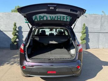 Nissan Qashqai+2 360