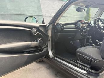 MINI Hatch Cooper